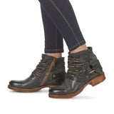 Autumn And Winter New Fashion Personality Low And Large Code Short Boots New HZ0115