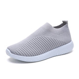 2025 New Fly Weaving Shallow Mouth Low Help Light And Breathable One-Foot Pedal Round Head Large-Size Leisure Flat-Bottomed Sneakers HZ0115