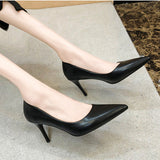 Hotel Working Shoes Women Black High Heels Fine Heel Professional Tip Low Heel Soft Leather Small Size Comfortable Single Shoes HZ0115