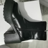 2025 Autumn And Winter New Thick Bottom Black Short Boots Women Thick High And Thin Elastic Fashion Boots HZ0115