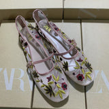 Fashion Flowers Embroidery Net Eye Ballet Flat Shoes Retro Word With Mary Jane Single Shoes National Style Net Shoes Apricot HZ0115