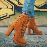 2025 Autumn And Winter New Products Super High And Front Rivet Waterproof Table Lady Short Boots HZ0115