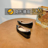 Nude Tip-Tip Flat Shoes Small Heightened Rivet Patent Leather 2025 New French Temperament Large-Size Single Shoes HZ0115