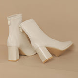 Small Short Boots 2025 Autumn And Winter New Female Thin Boots Coarse Heel Square High Heels Fashion Plus Velvet French Martin Boots HZ0115