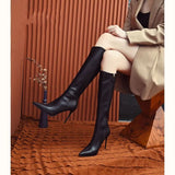 College Wind Blowing Street High Value Long Boots 2025 Net Red New Warm Leg Long French Anti-Slip Fashion Boots HZ0115