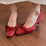 In The Autumn Of 2025, The New Square Bow Bow High Heels Women's French Fashion Square Head Fine Heel Single Shoes HZ0115
