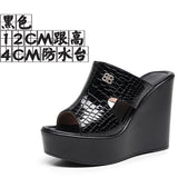 Real Leather Slope And Slippers Women Wearing Fashion Pine Cake Thick Bottom Fitting Room A Word Drag Anti-Slip High And Cow Skin Cold Drag HZ0115