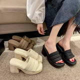 Pine Cake Thick Bottom Cool Slippers Women Wear 2025 Summer Fashion Niche Women's Shoes Design Feel Beach One-Word Drag Slope HZ0115