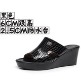 Real Leather Slope And Slippers Women Wearing Fashion Pine Cake Thick Bottom Fitting Room A Word Drag Anti-Slip High And Cow Skin Cold Drag HZ0115