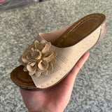 2025 Summer New Large-Size Lady Thick-Soled Sandals Help Flowers Decorated With Ultra-Light Polyurethane Soles HZ0115