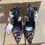 Autumn New Niche Fashion Shoes Leopard Print Sharp High-Heeled Muller Sandals HZ0115